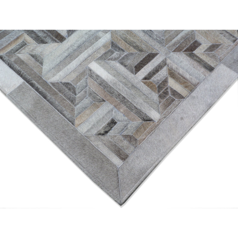Natural Hide Cowhide Geometric Area Rug in Gray, Rectangle 8' x 11'