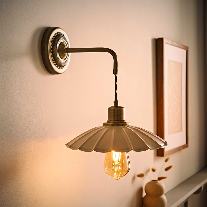 Aljawhara Armed Sconce