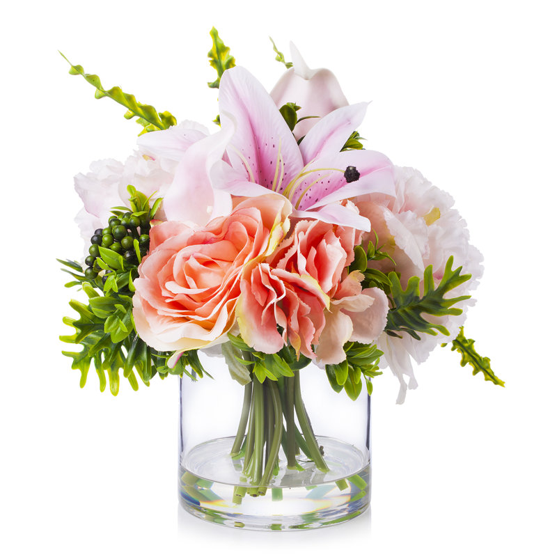 Arrangement floral rose dans un vase