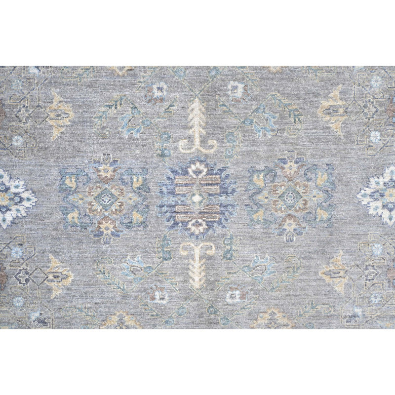Tapis unique en argent 7 pi 10 po x 9 pi 10 po One-of-a-Kind