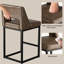 Tabouret de bar rembourré à hauteur de comptoir avec pieds en bois massif-271860901