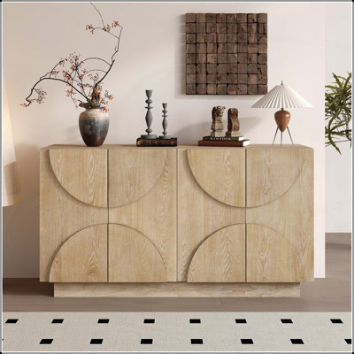 Grand buffet de rangement à 4 portes, armoire en bois avec poignées semi-circulaires et tablettes réglables pour une utilisation polyvalente