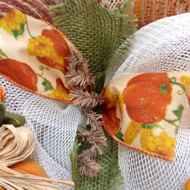 Couronne de récolte avec courges scintillantes