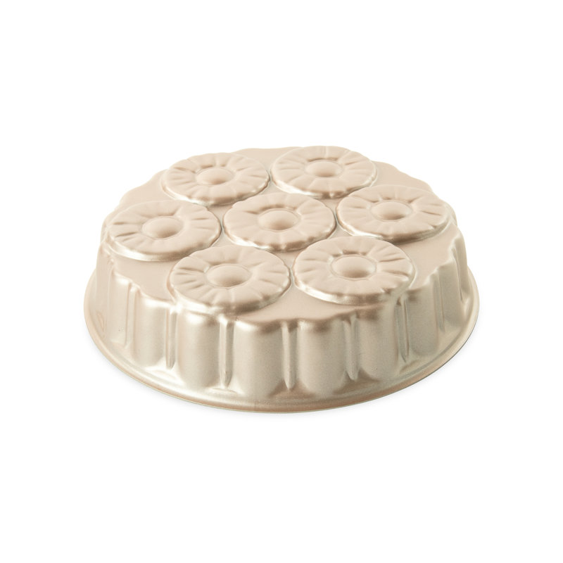 Nordic Ware Pro Form Pineapple Upside Down Cakelet Pan
