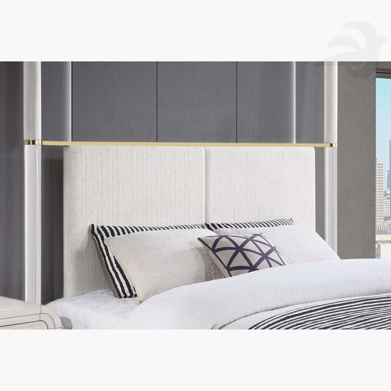 Malco Queen Oak Four Post Bed
