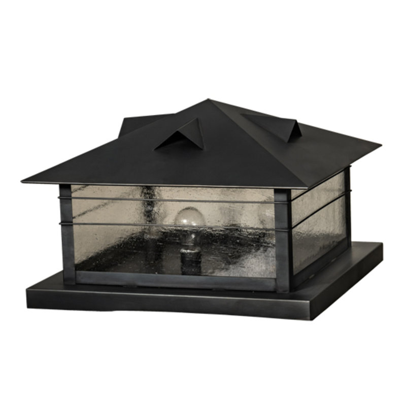 Arrowhead 4 - Light Pier Mount Light