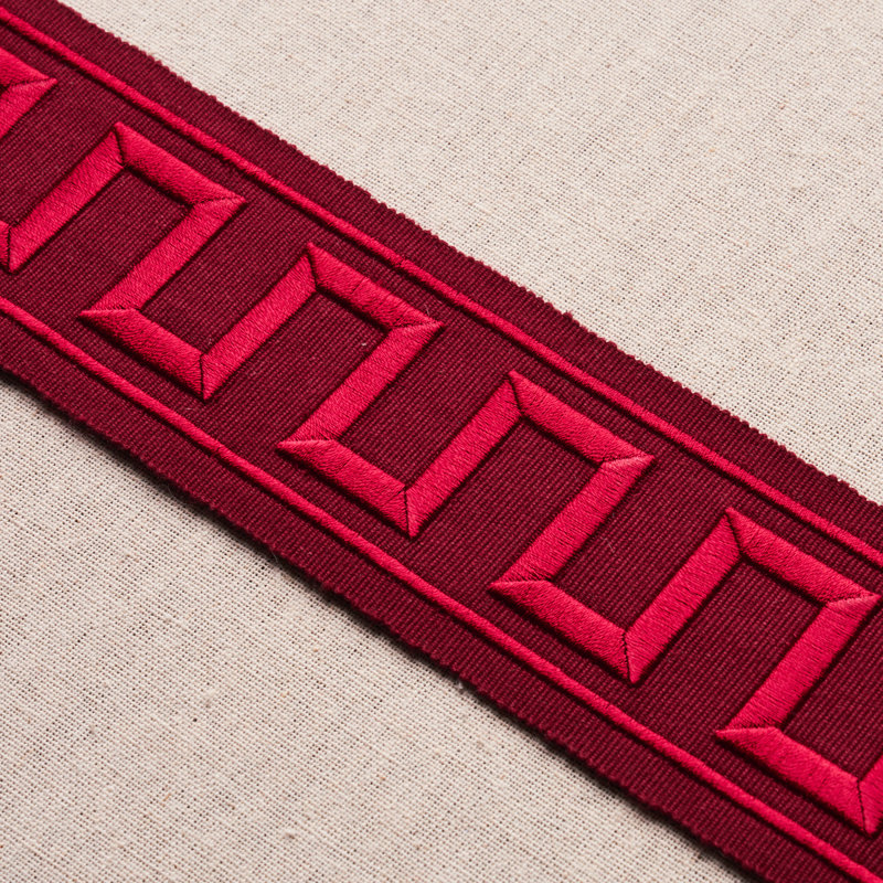 Ruban brodé Schumacher x Miles Redd, Rouge