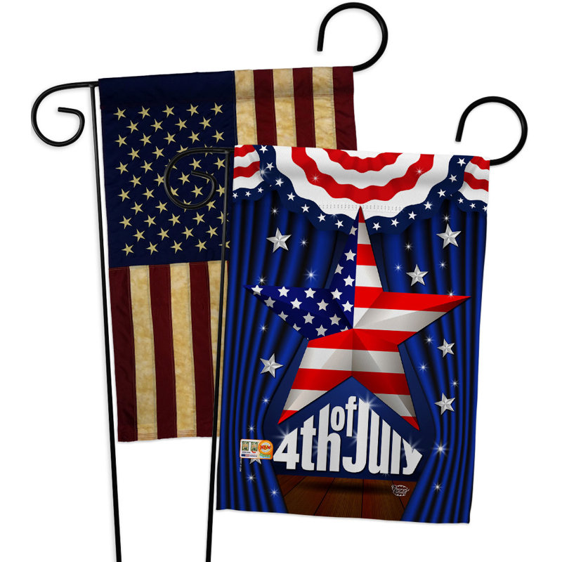 Drapeau de jardin en polyester recto verso 4 x 13,5 po 4 juillet