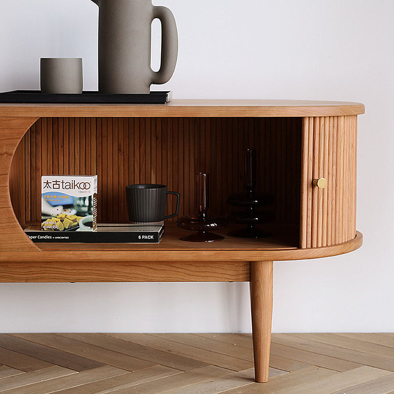 Armoire audiovisuelle en cerisier massif