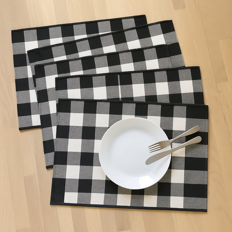 Tamaro Rectangular Checkered Dining Linen Set - Set of 4