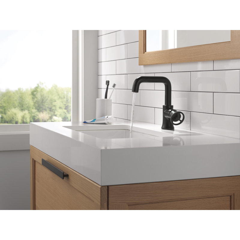 Single Handle Bathroom Faucet, Matte Black