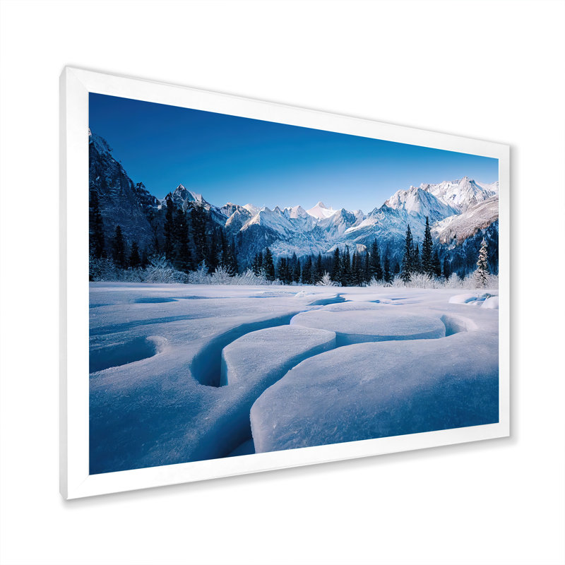 «Winter Alaskan Beauty II» sur toile, H 16 po x l 32 po x P 1 po, Cadre photo blanc