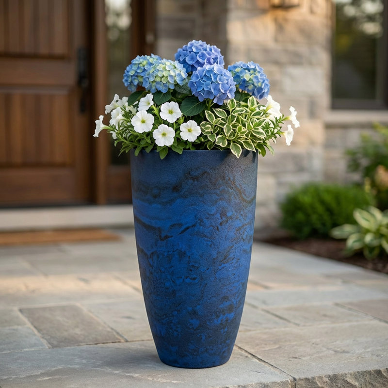 20" Curved Vase Pot Planter, Green