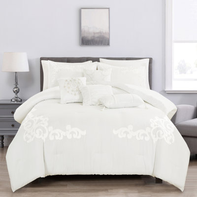 Polyester Channel Comforter