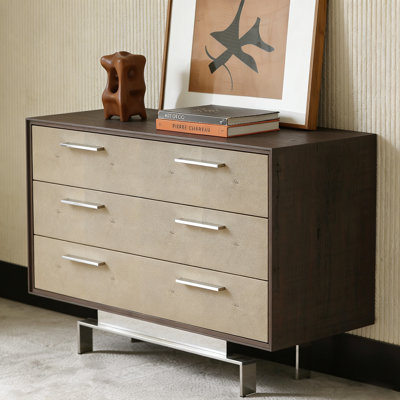 Modern Minimalist Style Accent Chest