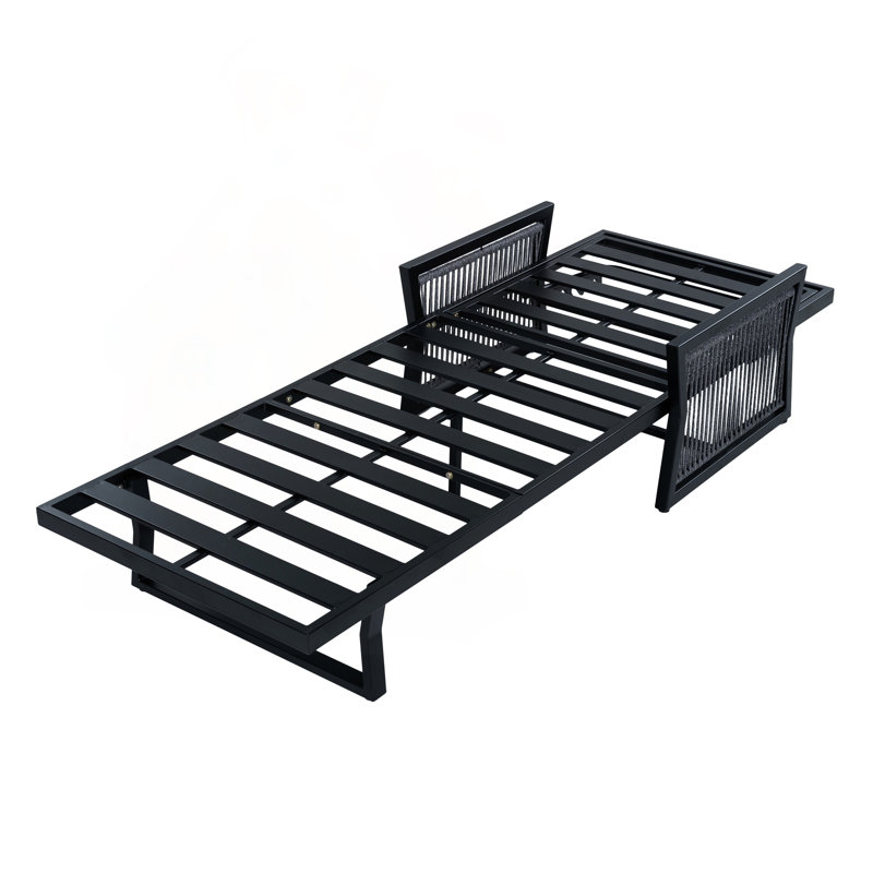 Structure de chaise longue en fer noir avec accoudoirs en corde et inclinaison à 5 positions