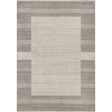 Area Rug in Beige/Gray