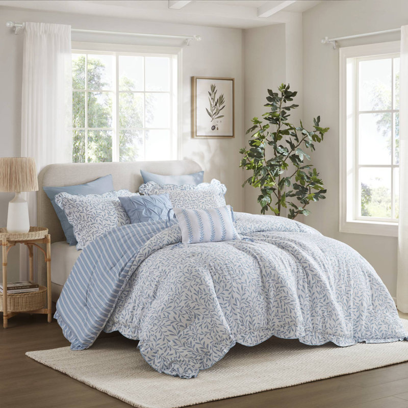 Ensemble d'édredon 5 pièces Darcy, Bleu, Édredon de très grand lit et 4 pièces additionn