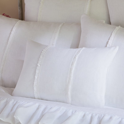 Hampton Linen Lumbar Pillow Cover & Insert