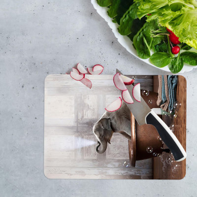 Elephant-Themed Glass Serving Board Perfect for Kitchen Use with a Unique Animal Design for a Touch of Whimsical Style