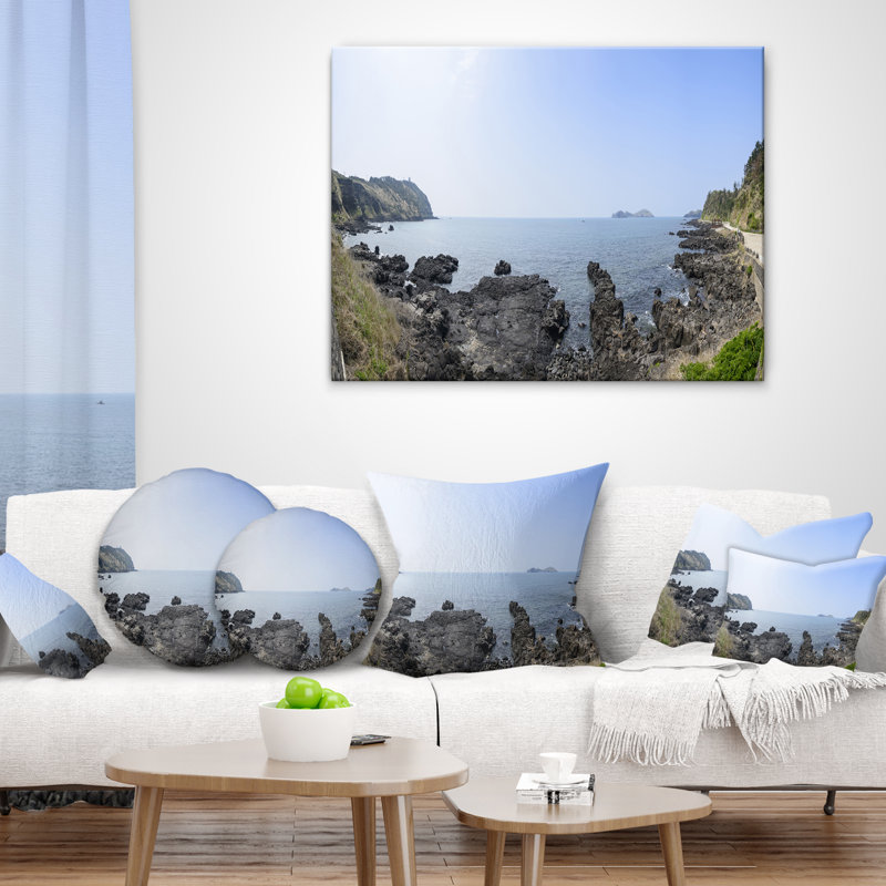 Coussin de plage surdimensionné paysage of olle marching path, 18 po x 18 po, Coussin décoratif