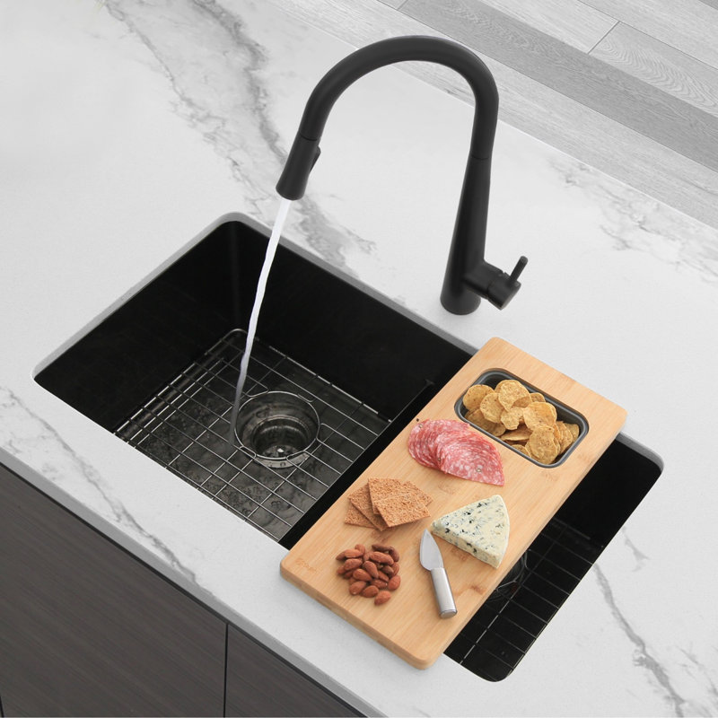 Matte Black Stainless Steel Pull-Down Kitchen Faucet with Spray