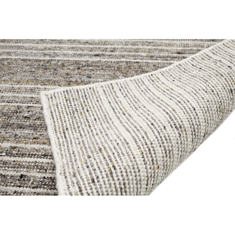 Handmade Solid Wool 5' x 7' Reversible Area Rug in Taupe