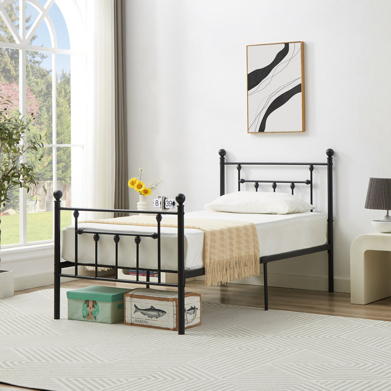 Base de lit plateforme simple en métal avec tête et pied de lit décoratifs, support de lattes en acier robuste, rangement sous le lit de 12,6 po, aucun sommier nécessaire