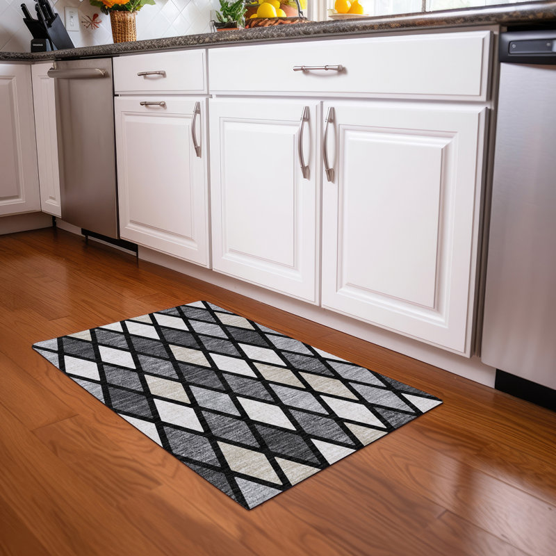 Premium Machine Washable Prisco Black Rug, Rectangle 1'8" x 2'6"