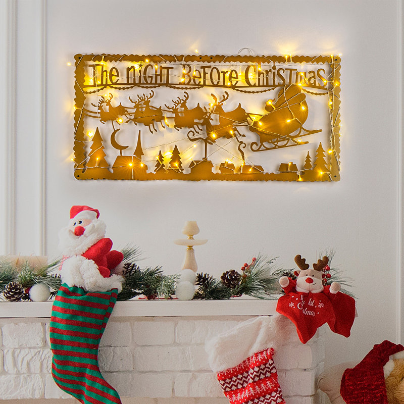 Wall Decor on Metal, Gold
