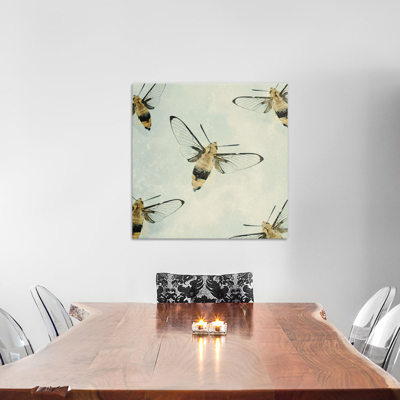 « the beyhive », impression sur toile tendue, Toile avec cadre noir, Pas de tapis, H 18 po x l 18 po x P 1,5 po