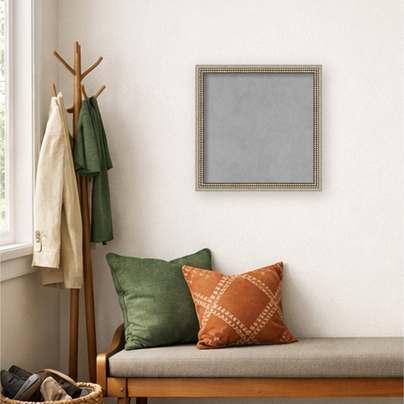 Tableau magnétique Castellan à cadre argenté, L 18 po x H 18 po, Argent Castellan