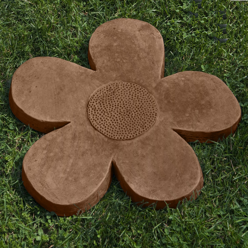 Tremplin Flower Power, Pierre brune, H 2 po x l 18,5 po x P 18,5 po
