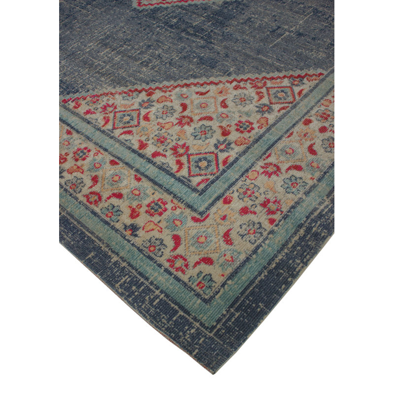 Shantae Oriental Indoor Rug, Rectangle 5'3" x 7'6"