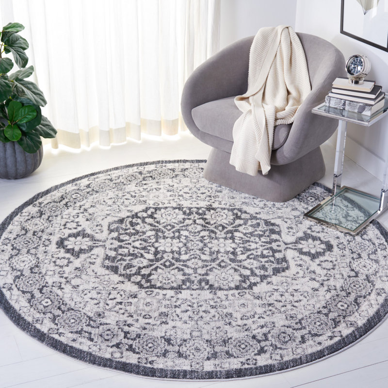 Gracie-Lou Performance Oriental Rug, Round 6'7"