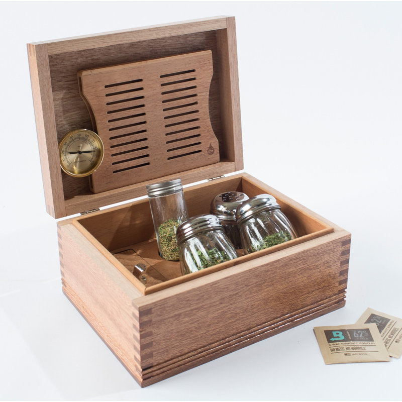 Commode à la fois plantes et humidor