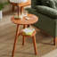 Table d'appoint 100% bois massif à 2 niveaux Table d'appoint de salon, table de chevet, table de bout ronde en bois massif, petite table d'appoint à 2 niveaux avec tablette de rangement inférieure