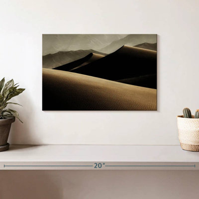 Alvord Les dunes de sable de Mesquite dans la Vallée de la Mort III