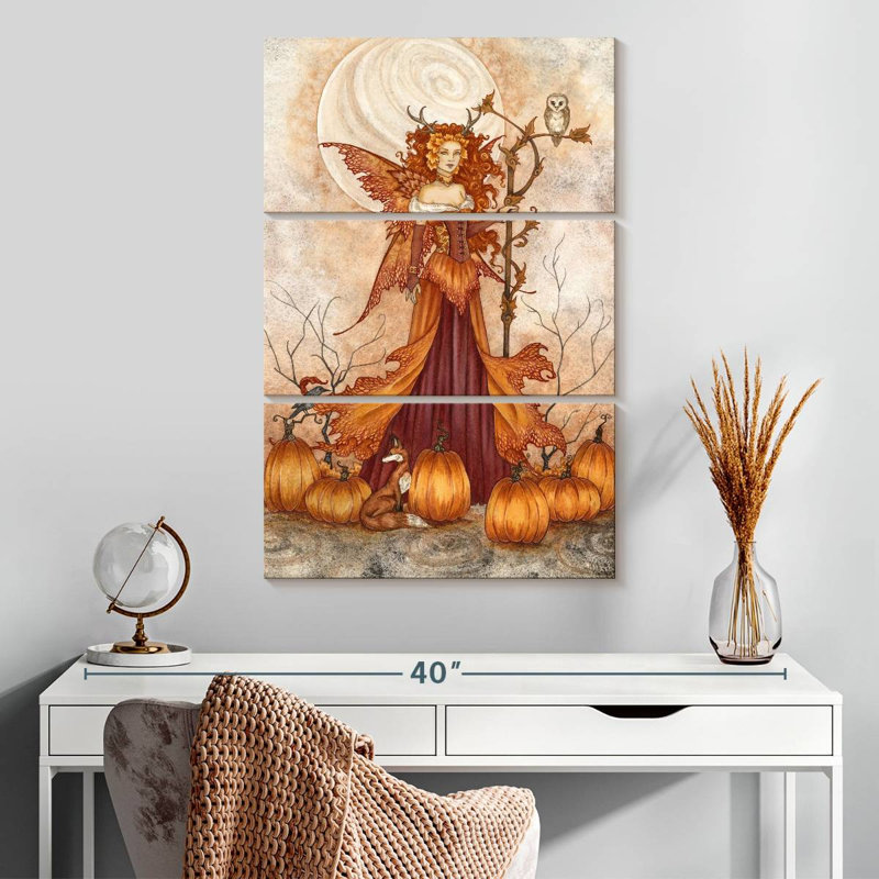 Kelan Pumpkin Queen, 32" H x 20" W