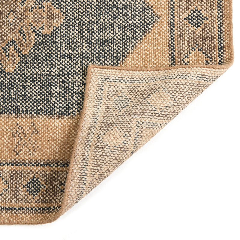 Cesia Hand Knotted Oriental Area Rug, Runner 3' x 9'