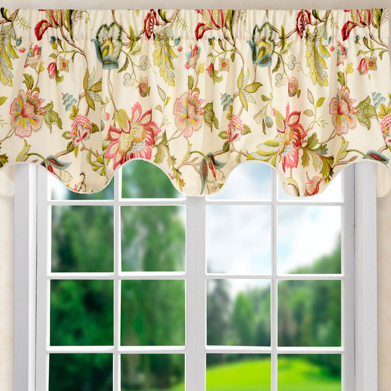 Cantonnière à motif floral de 70 po Jorma, Rouge