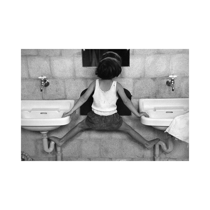 Tirza on Sinks (Israel, 1951) 1 Piece Wall Art on Canvas, 20.32 cm H x 30.48 cm W, Wrapped Canvas