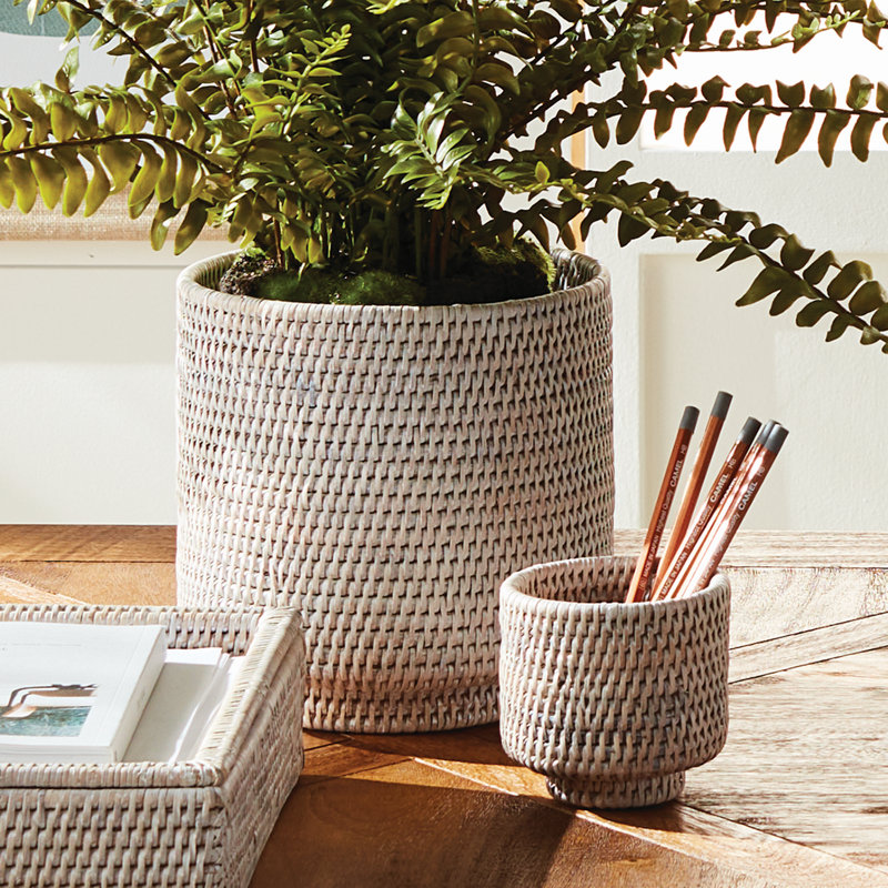 BURMA RATTAN CACHEPOTS SMALL, White