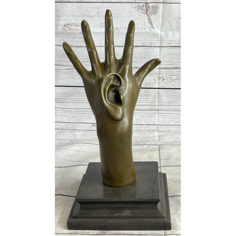 Sculpture Hwang