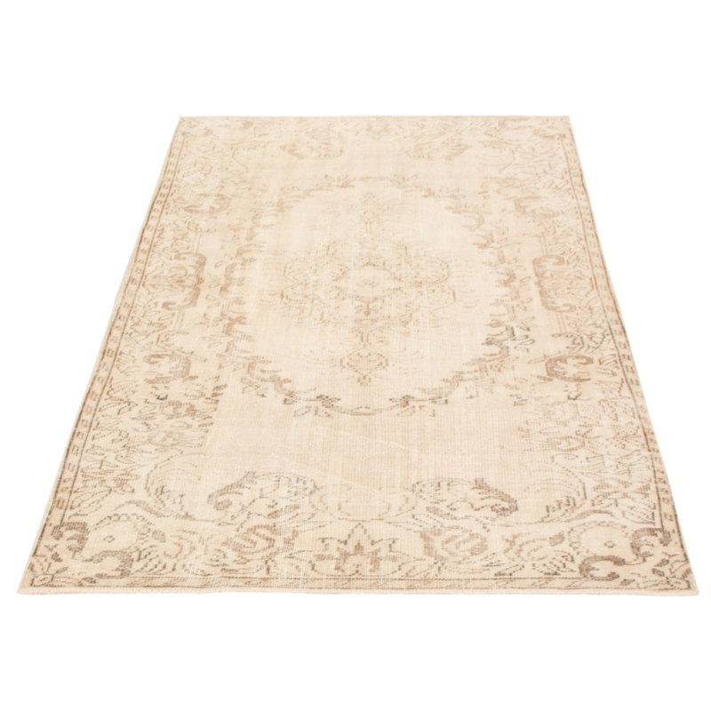 Tapis unique en laine noué à la main de style 2000S 5 pi 5 po x 9 pi 1 po Danuel