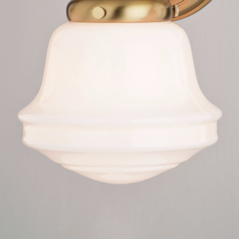 Éclairage pour meuble-lavabo à intensité variable Margaree, Laiton naturel, H 10 po x l 24 po x P 7 po, Trois lumières