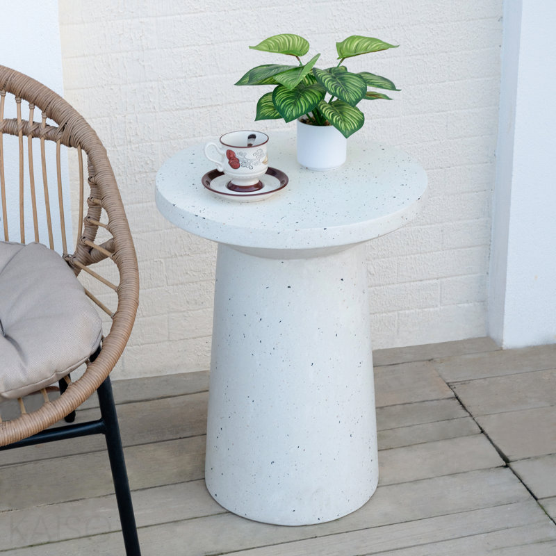 Table d'appoint d'extérieur H 24 po MGO Terrazzo, blanc
