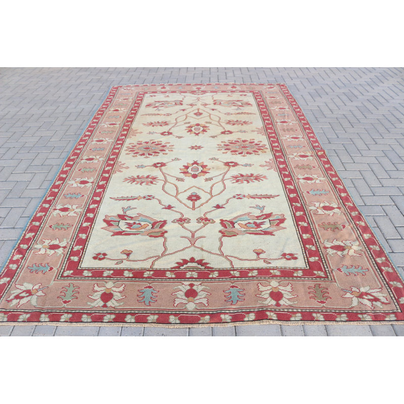 Tapis turc Oushak fabriqué à la main avec un motif floral pour la décoration bohémienne en rouge et beige