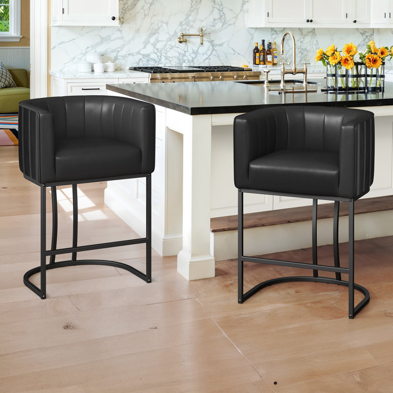 Tabouret de bar 26,4 po de hauteur, Siège noir / structure noire, Faux cuir