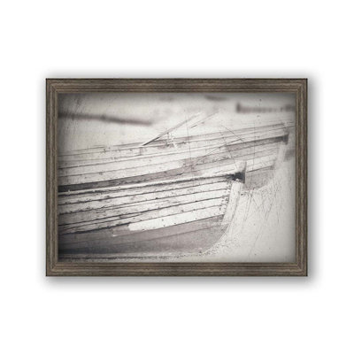 Deux vieilles barques par Hal Halli. Impression sur papier - Montée et encadrée